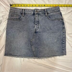 Old Navy Hi-Rise Super Slim Pockets Denim Skirt Sz 12
